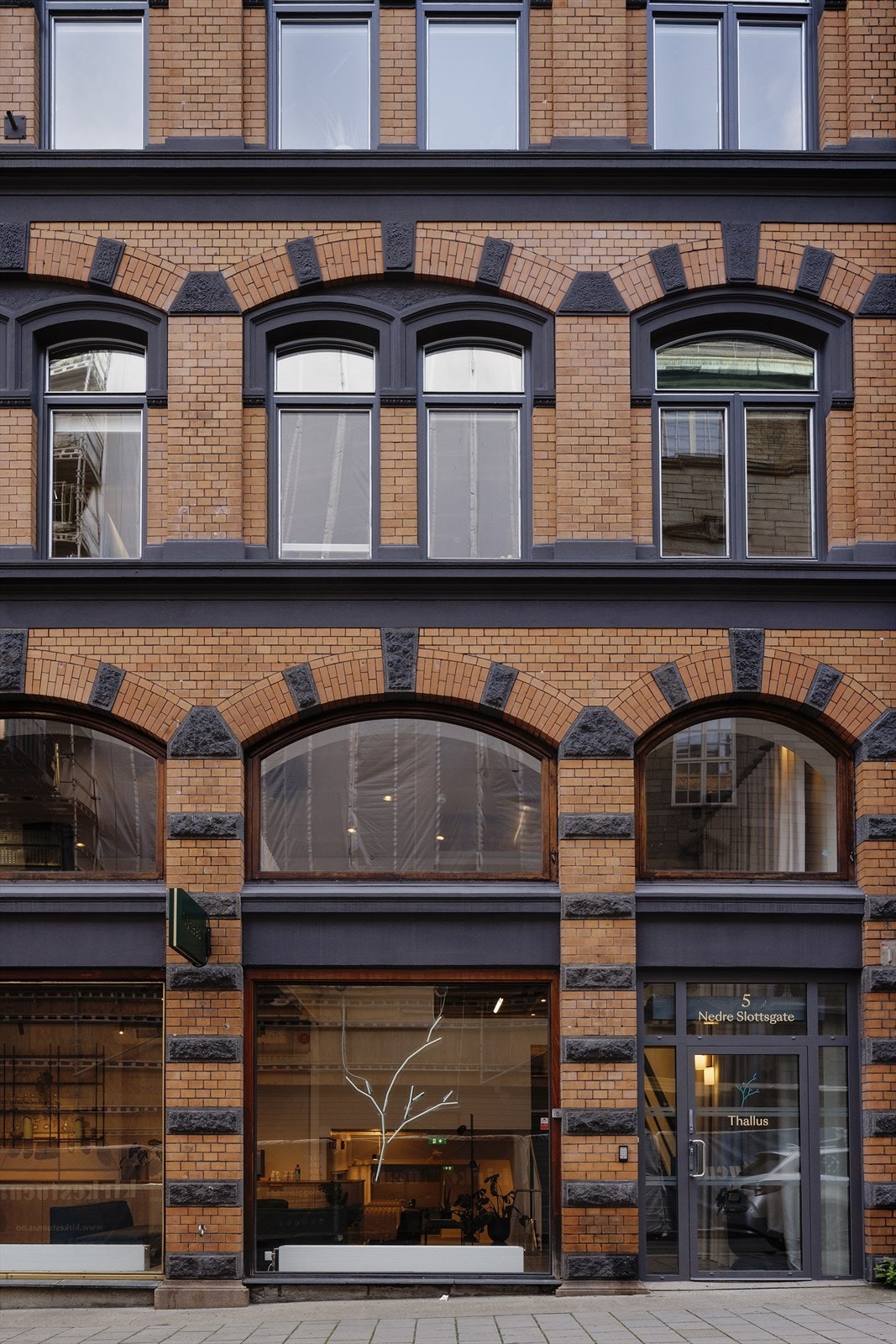 Nedre Slottsgate 5 Galleribilde