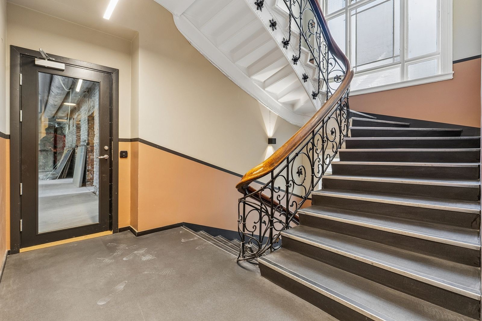 Trappeoppgang Galleribilde