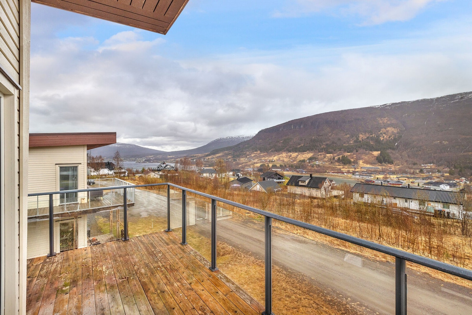 Bjørkeveien 11A - Balkong 1 Galleribilde