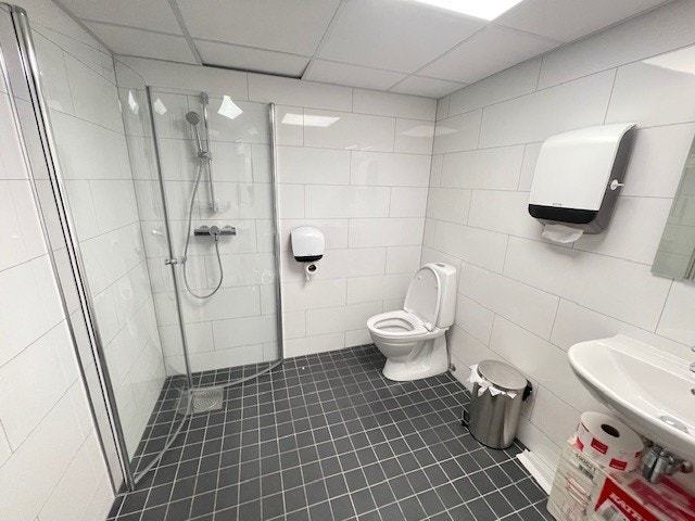 Dusj - WC.jpg Galleribilde