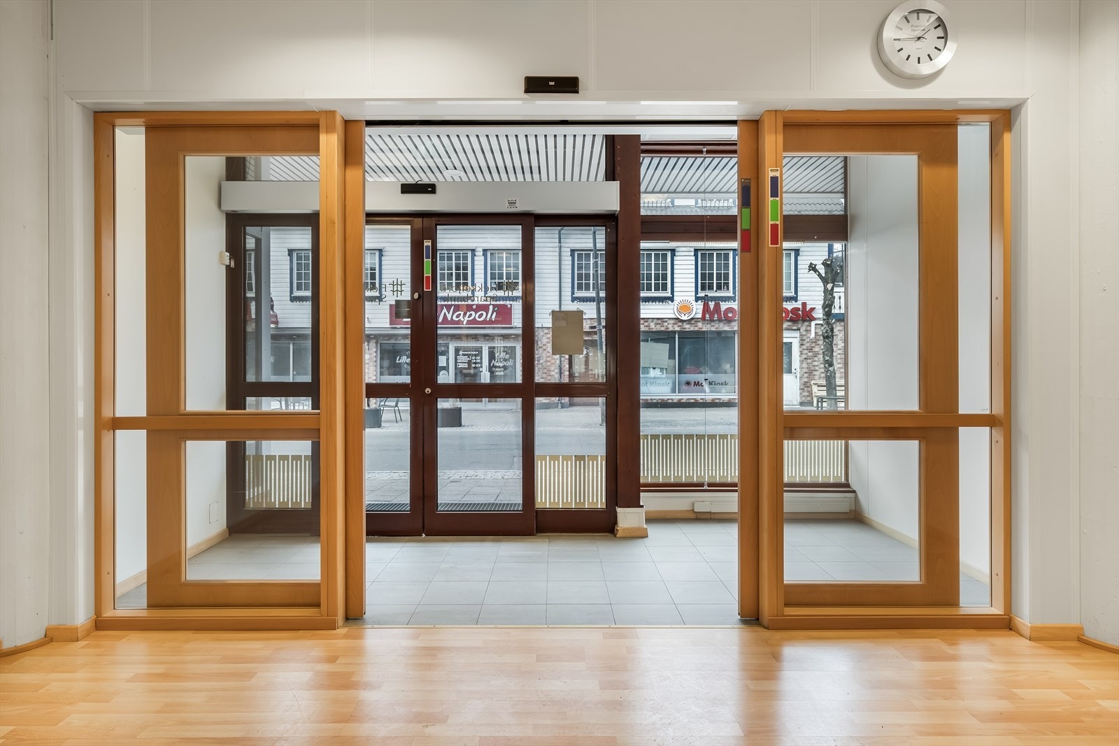 Inngangsparti til hoveddelen. Galleribilde