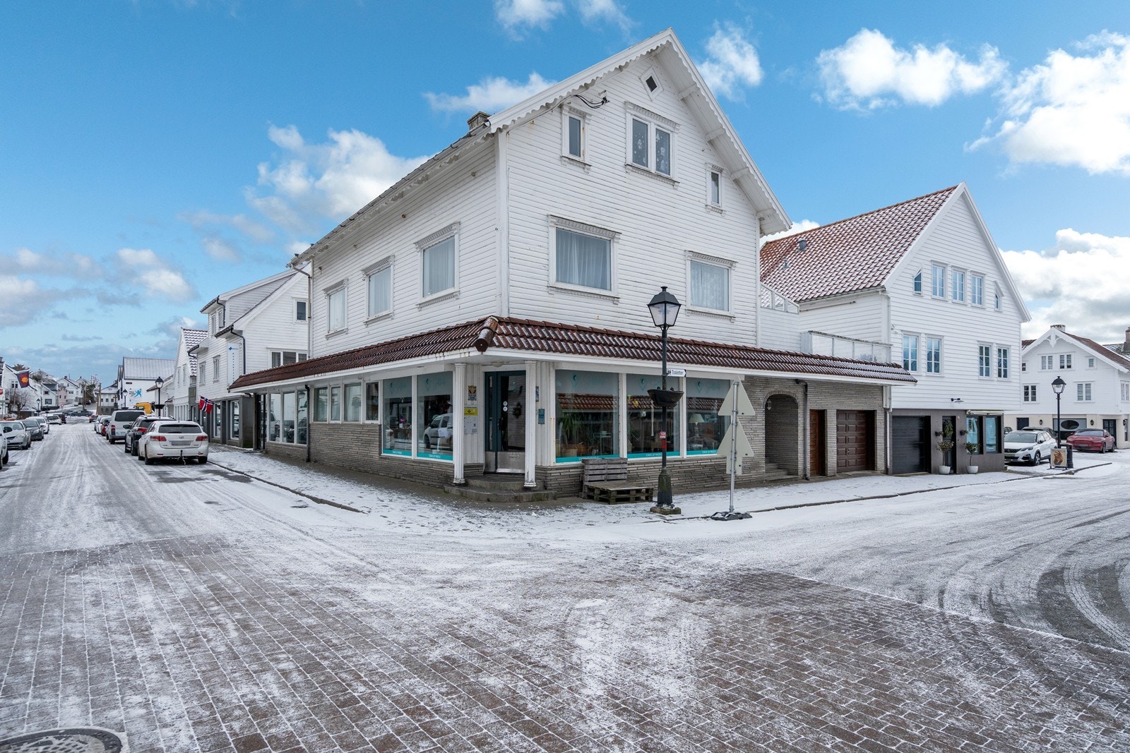 Velkommen til Kaigata 13 - i hjertet av Skudeneshavn Galleribilde