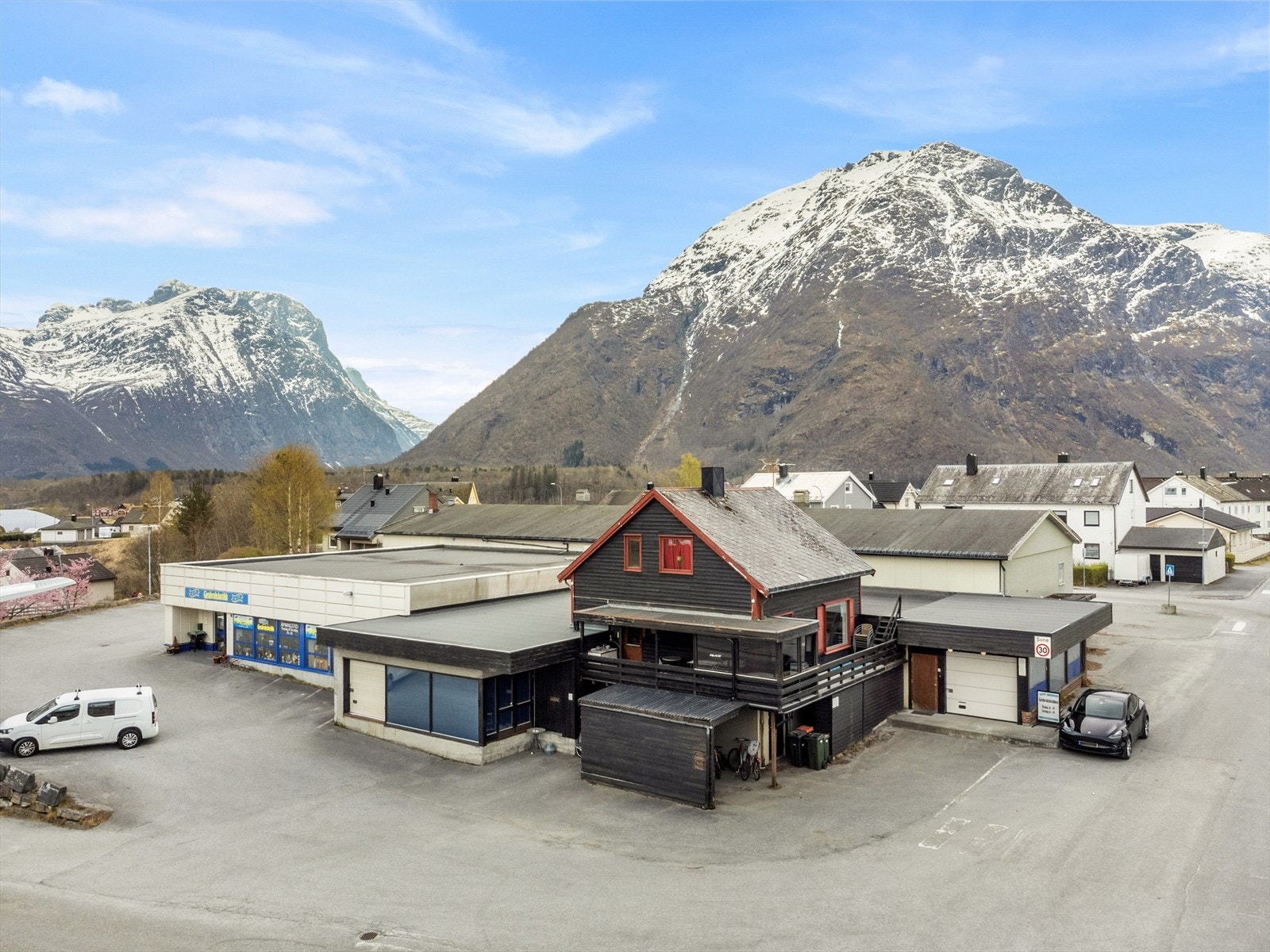 Dronefoto Galleribilde
