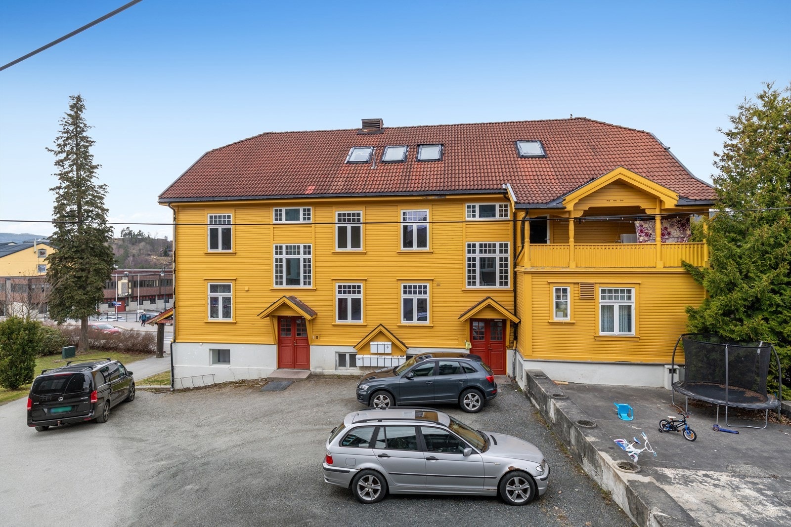 Eiendommens bakgård Galleribilde
