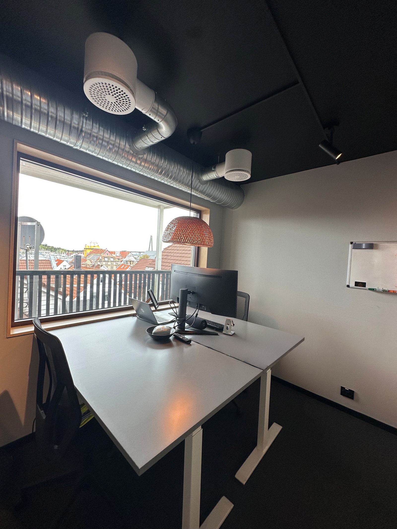 Cellekontor med eget kjøkken i 2. etasje, Pedersgata 8, Stavanger Galleribilde