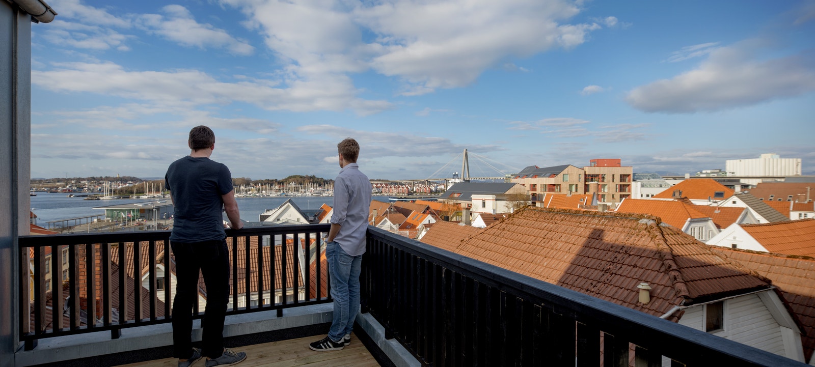 Terrasse med flott utsikt over byen, Pedersgata 8, Stavanger Galleribilde