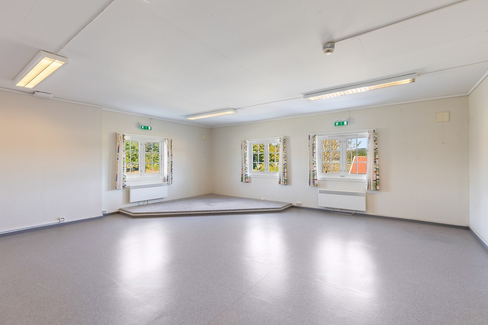 Utleiebygg. Tidligere låven..jpg Galleribilde