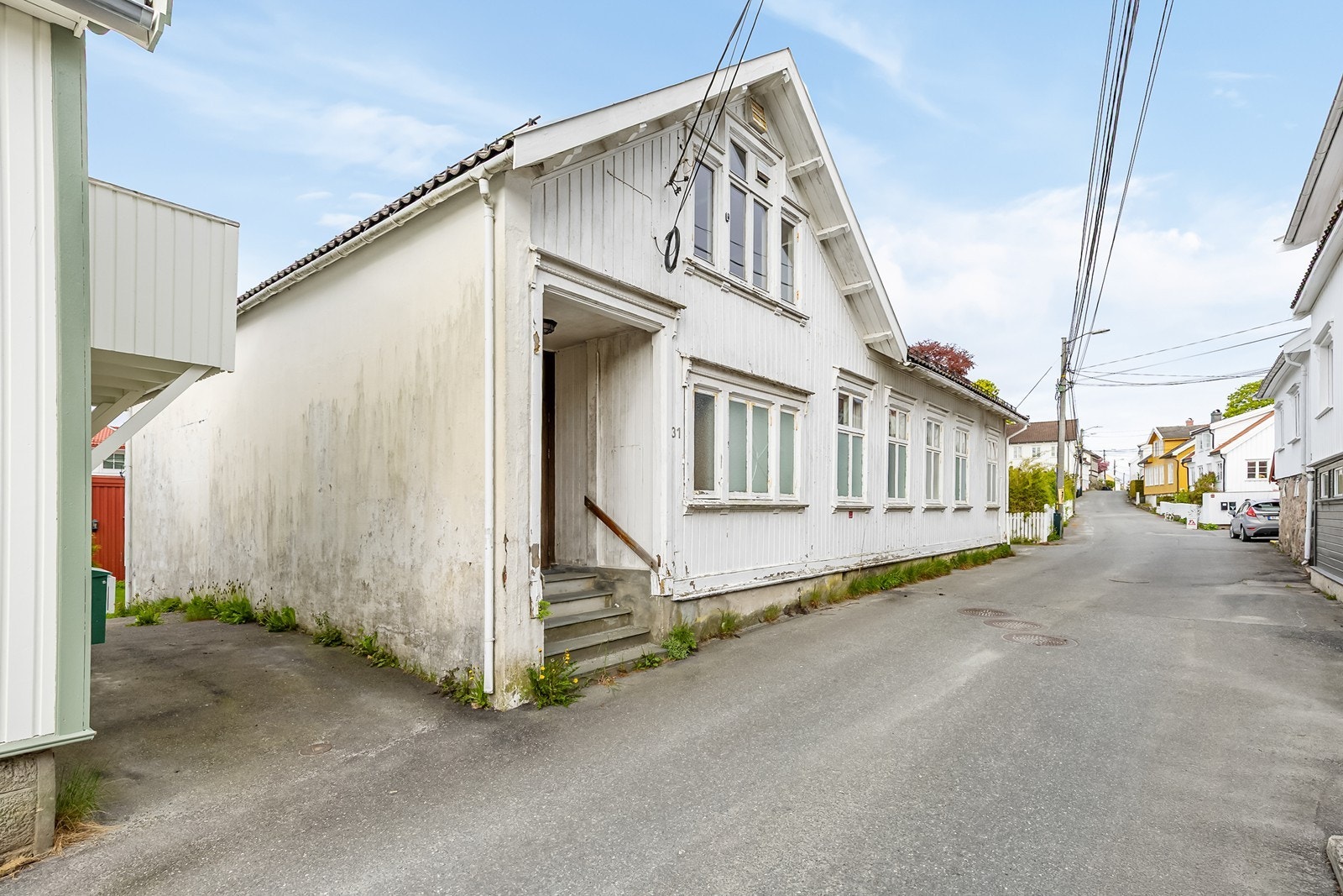 Eiendomsmegler Norge Næring har gleden av å presentere for salg et forsamlingshus med sentral beliggenhet nær Grimstad sentrum. Galleribilde