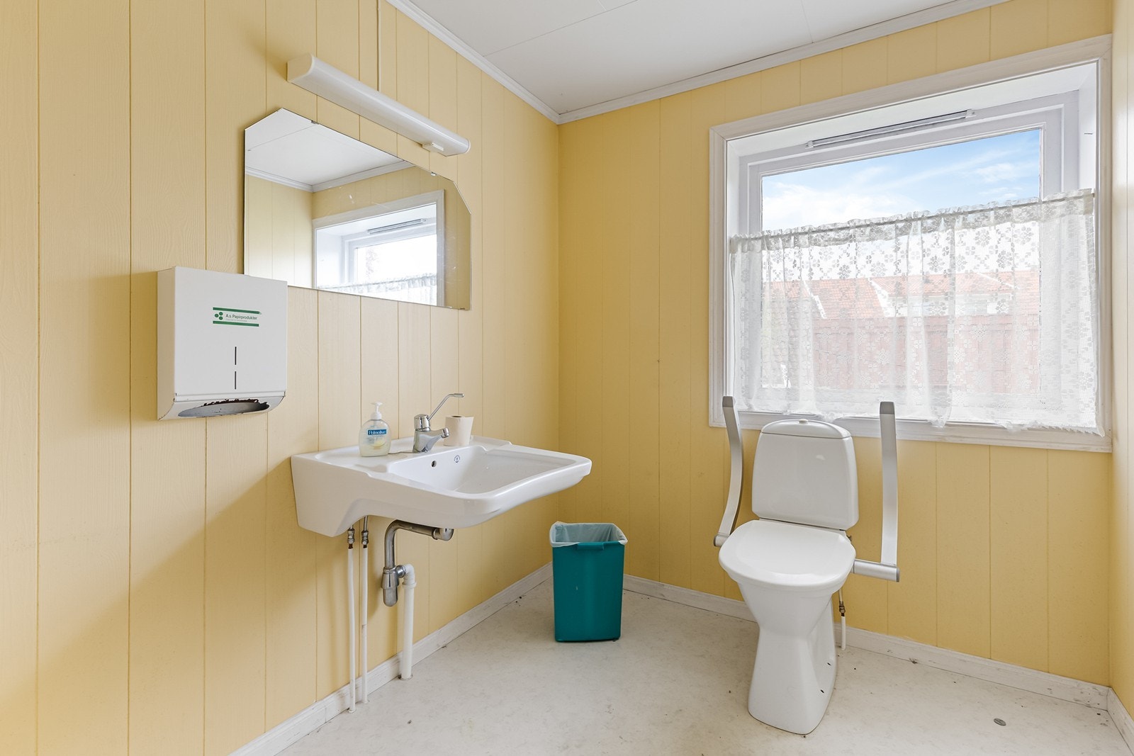 Wc 1.etg. Galleribilde