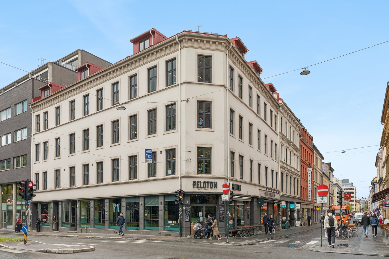 Torggata 35 har en sentral og attraktiv beliggenhet midt i Oslo sentrum, med enkel tilgang til offentlig transport som buss, trikk, T-bane og tog. Galleribilde