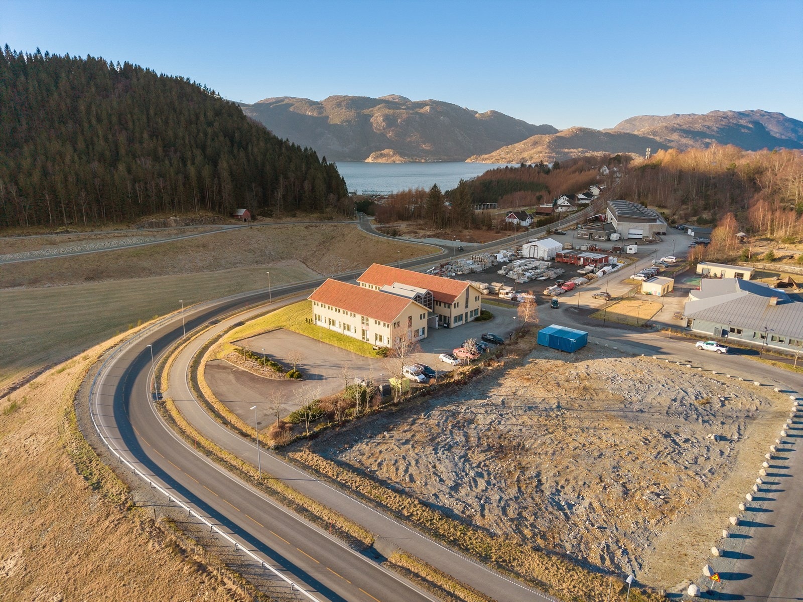 Foto-BE-4.jpg Galleribilde