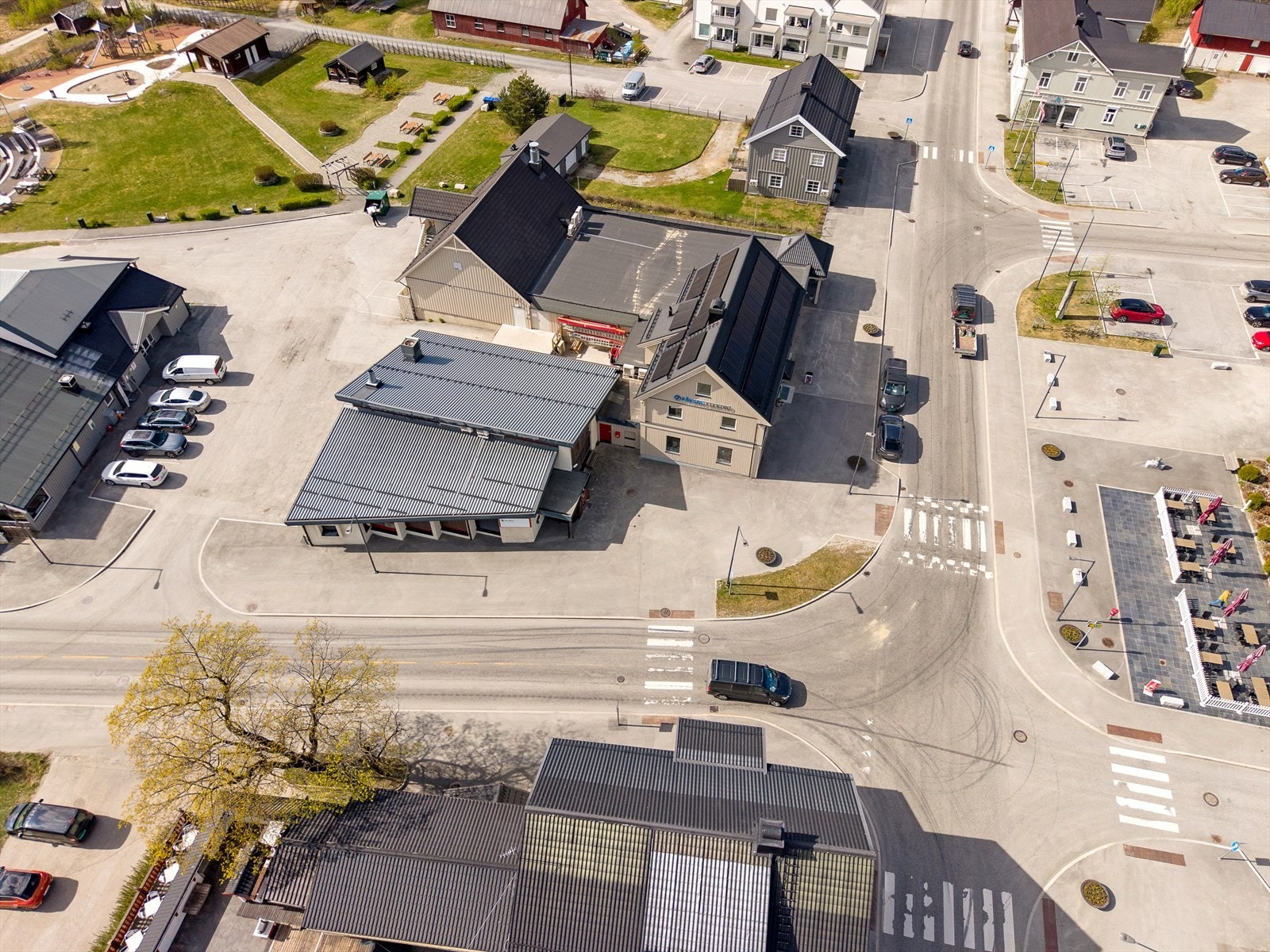 Generelt godt med parkering i Fåvang Galleribilde