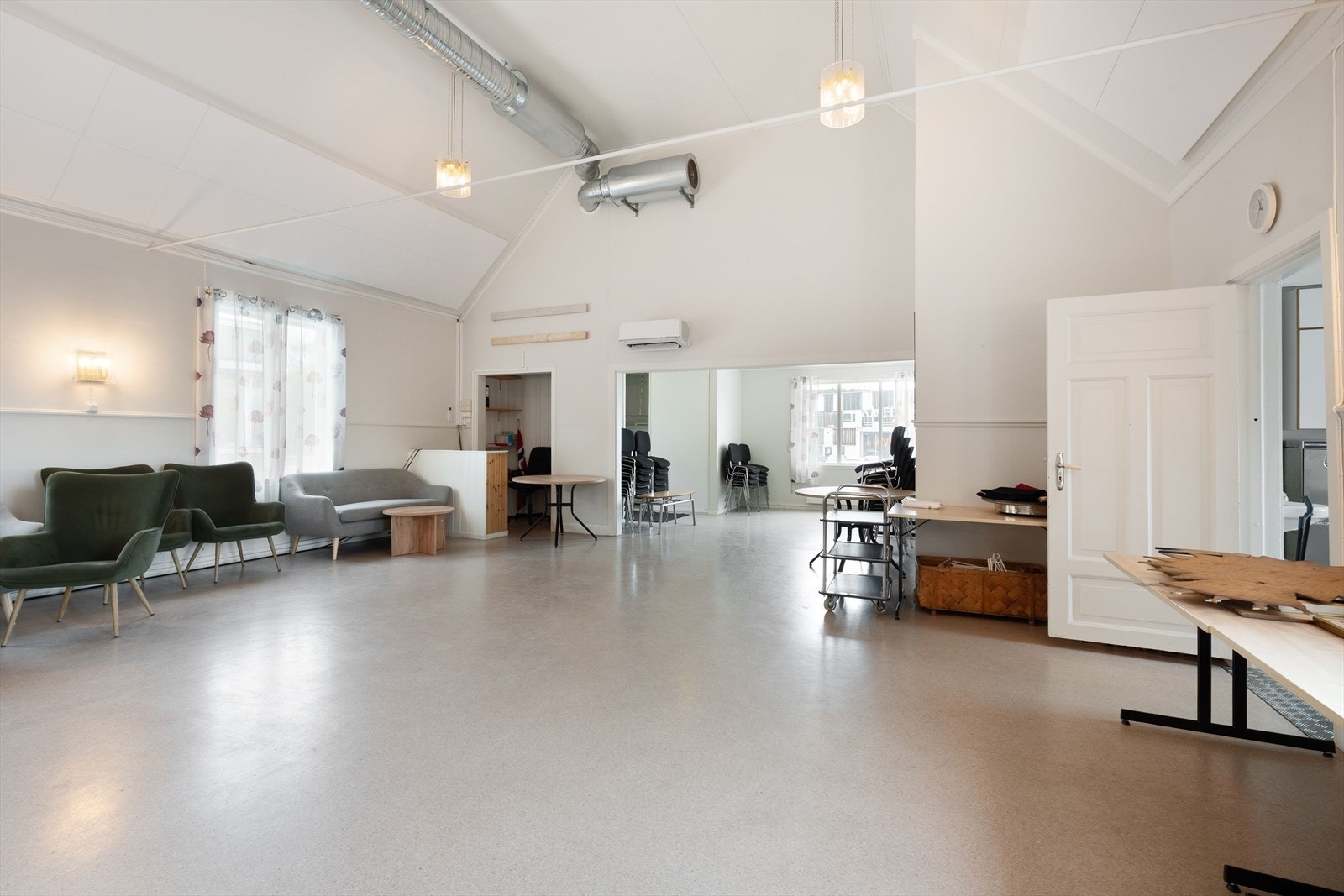 Bygningen fremstår som godt vedlikeholdt og tatt vare på. Galleribilde