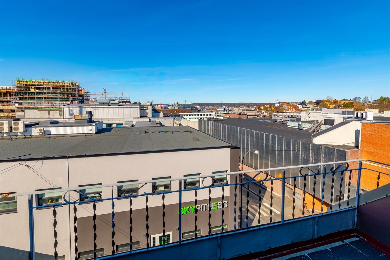 Utsikt fra uteplassen Galleribilde