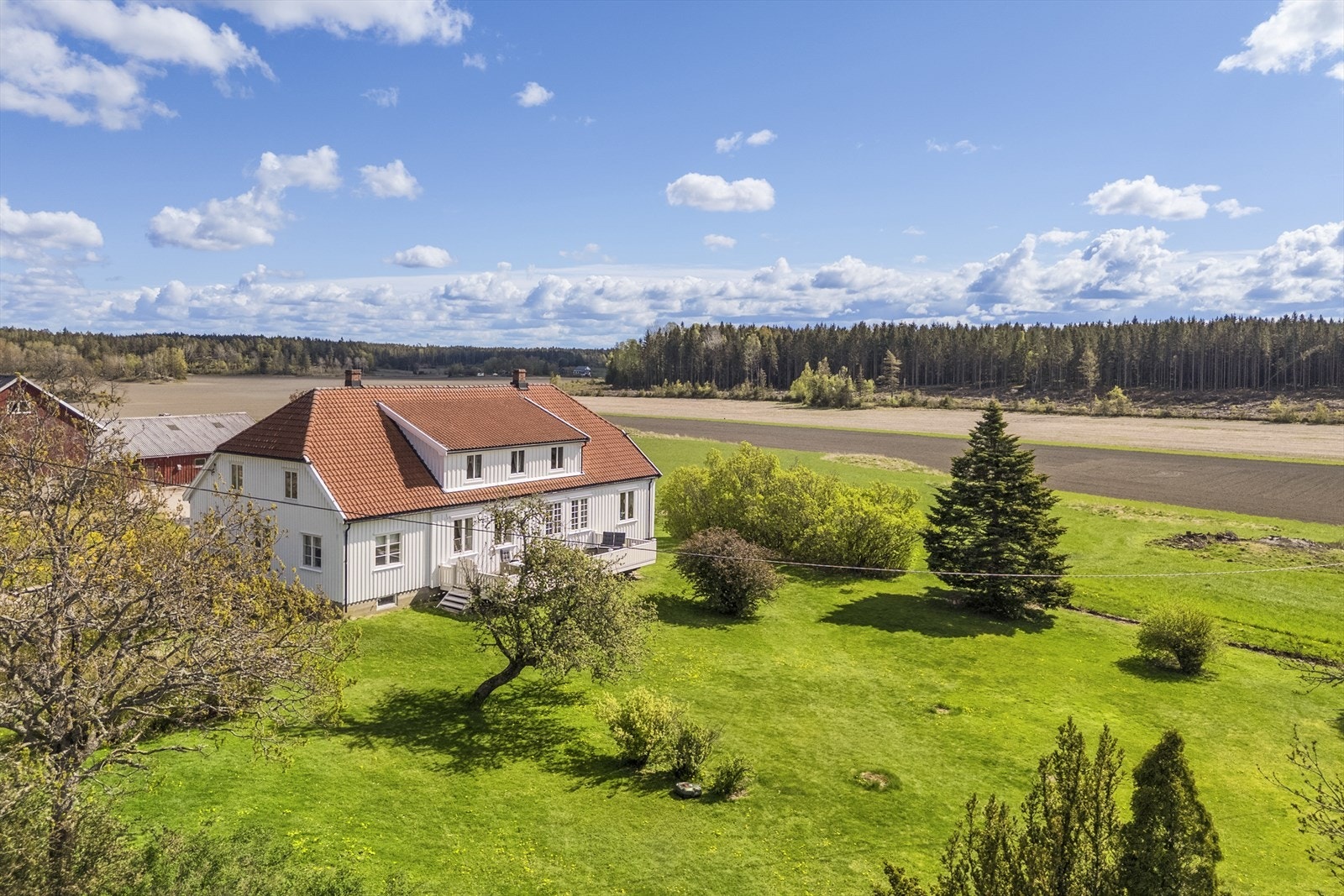Valle Nordre presenteres av Tegneby og Grønnerød Landbruksmegling Galleribilde