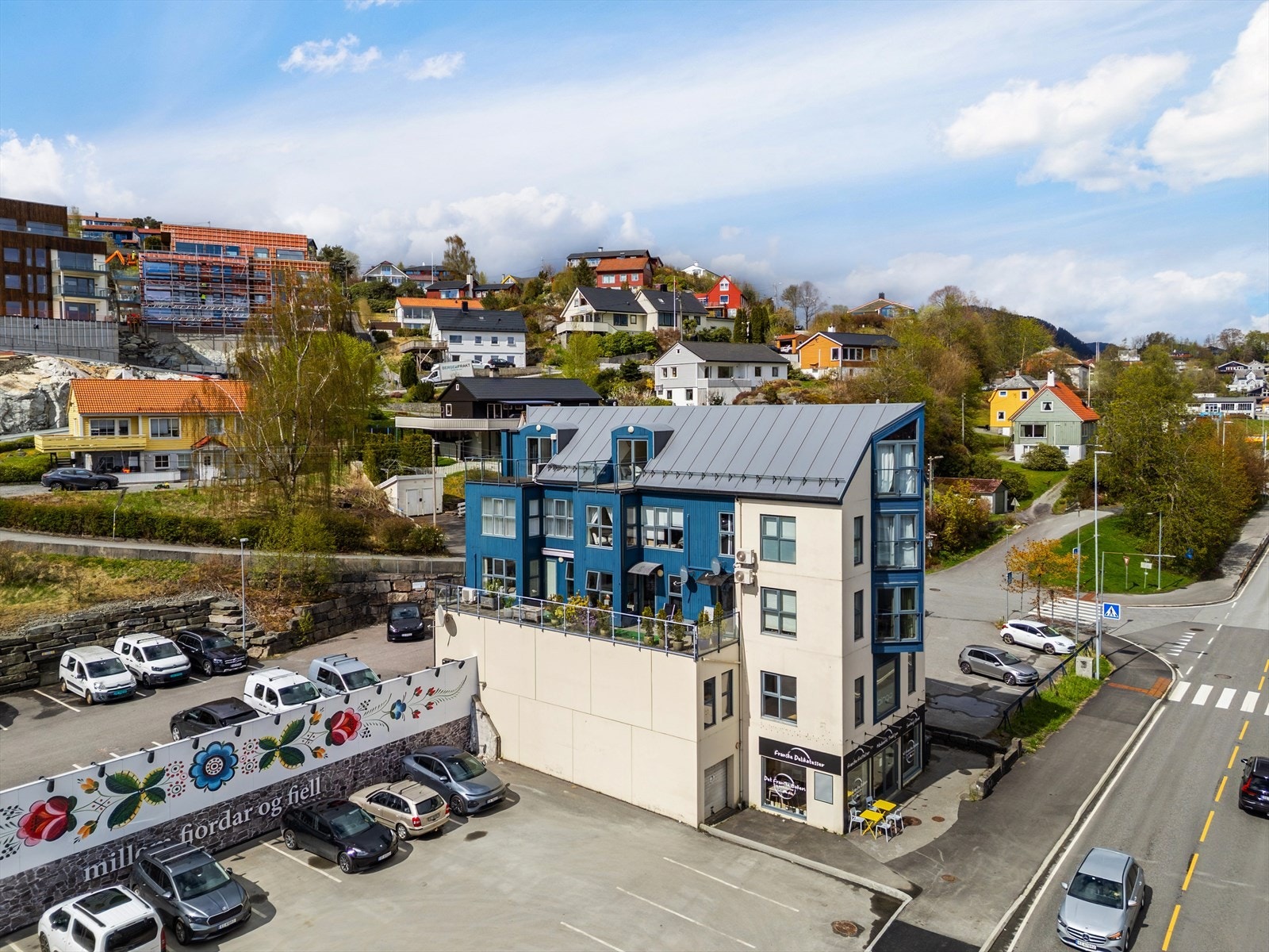 Stegen 2 - Fasade Galleribilde