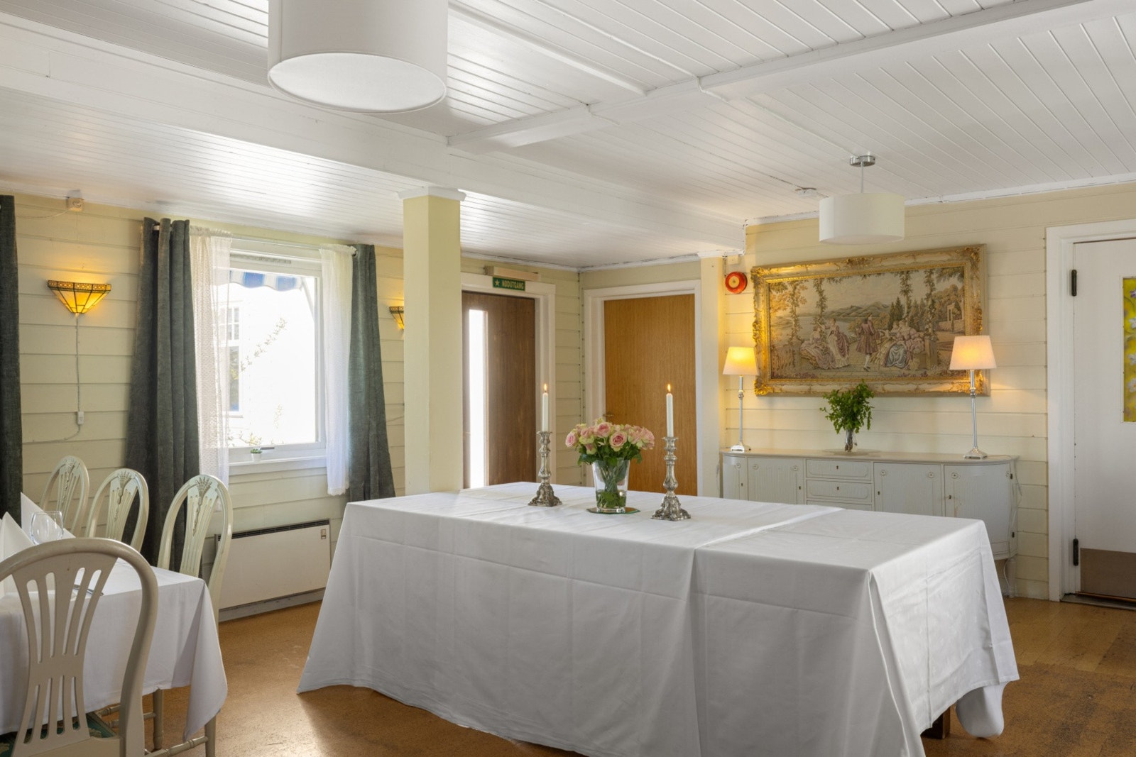 Hvilket selskap blir det neste, eller blir det frokost buffet til gjestene? Galleribilde