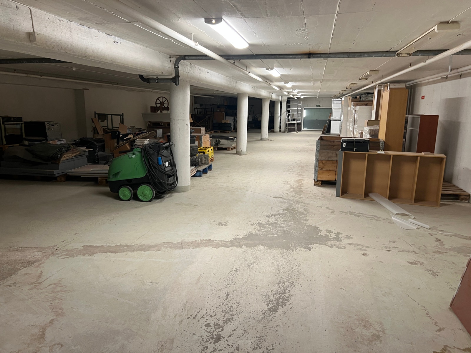200m2 Galleribilde