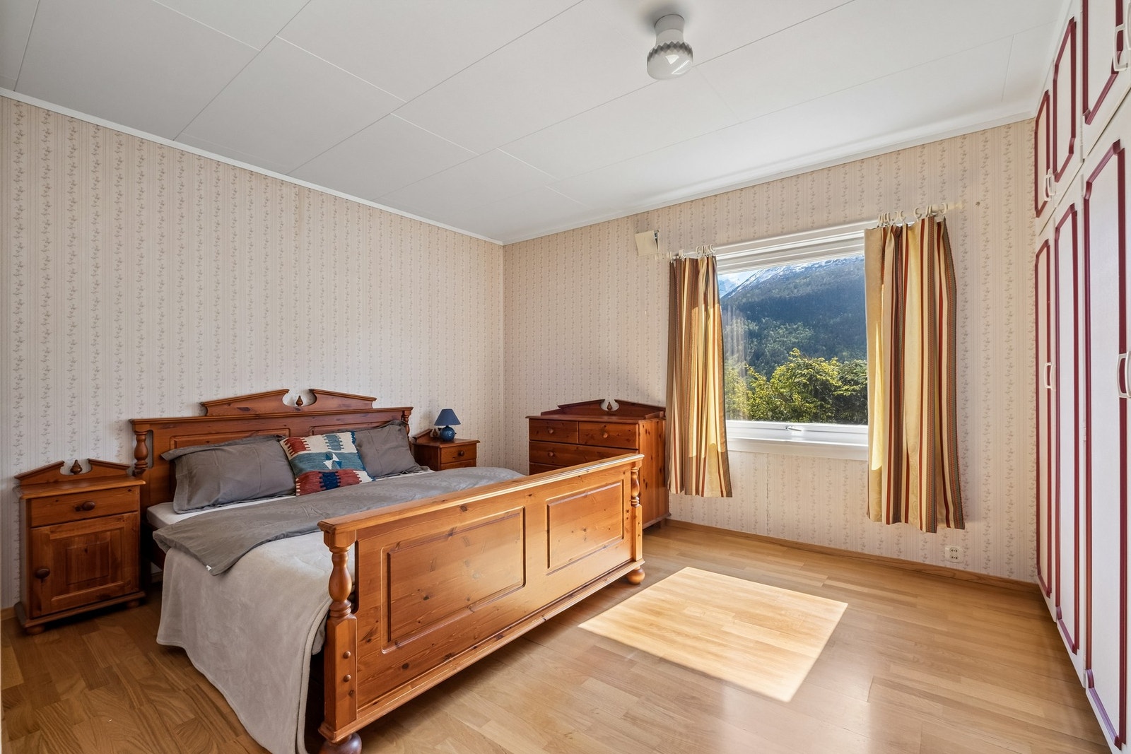 Soverom. Galleribilde
