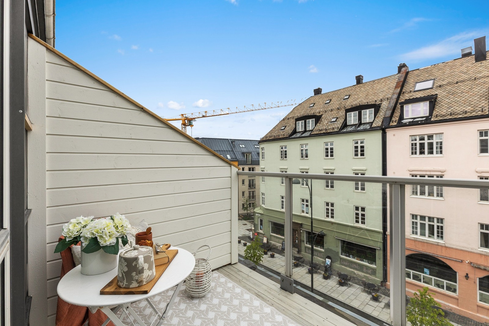 Her er det rom for enkel utemøblering. Galleribilde