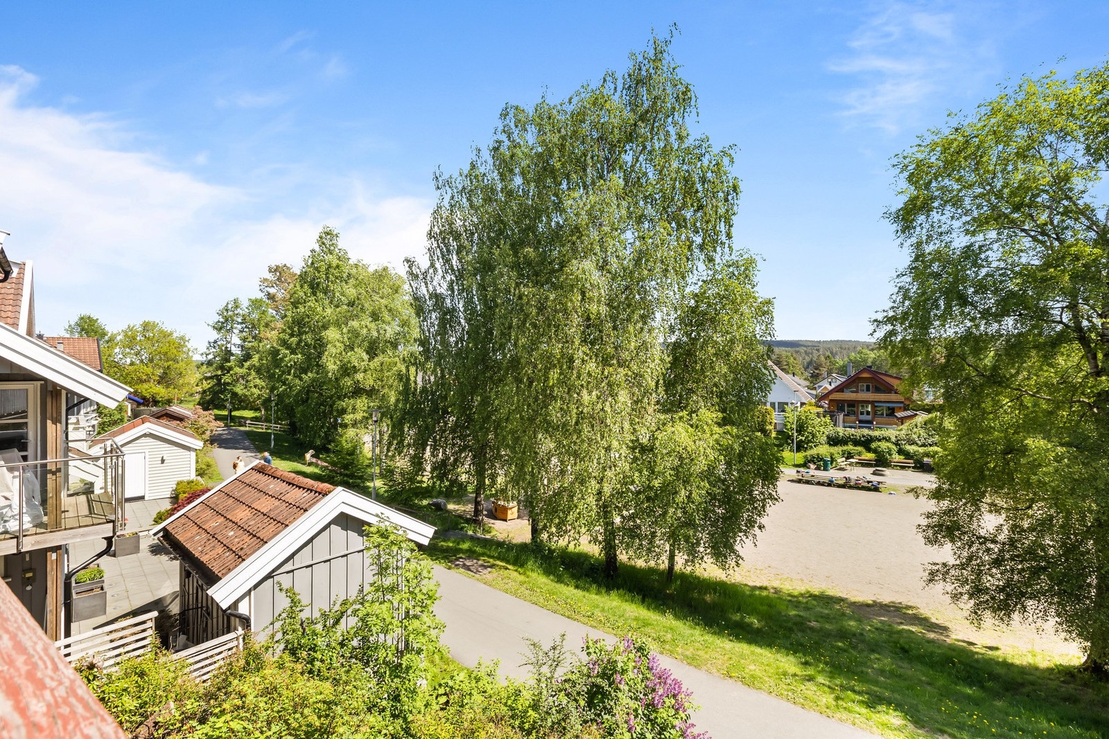 Fint utsyn mot fellesområdene Galleribilde