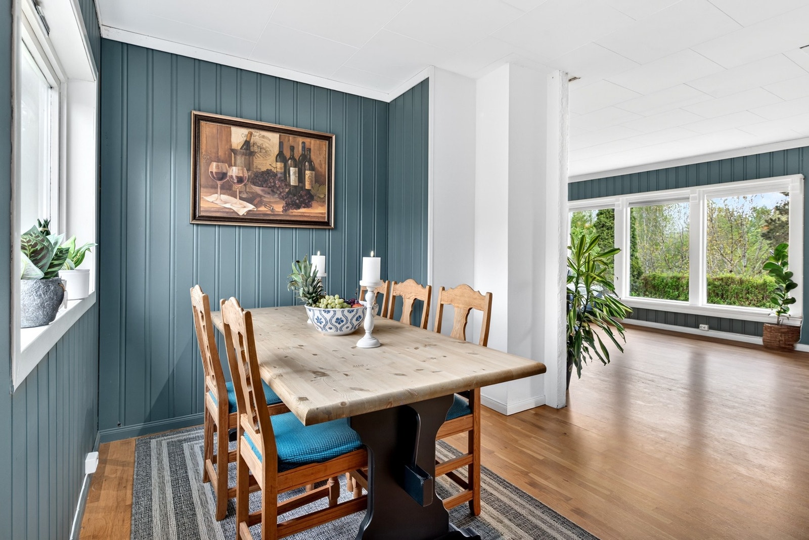 Innbydende og flott både til hverdags og for sosiale sammenkomster. Galleribilde