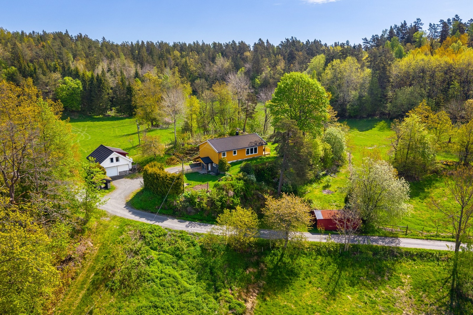 Velkommen til Haugenesveien 89 i Brekka! Presentert av Marius Engelskjønn v/Meglerhuset & Partners. Galleribilde
