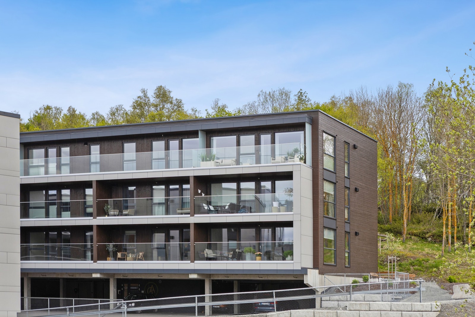 - Ønsker dere velkommen til denne flotte leiligheten i Gangsås Allé 4B. Galleribilde