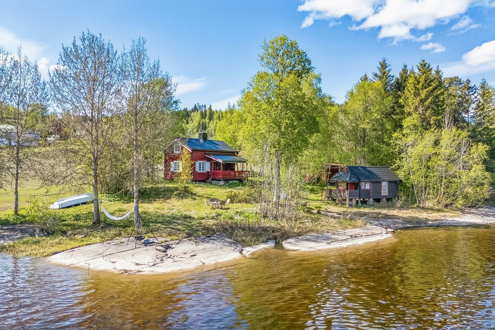 Hytte med fantastisk beliggenhet ved Snåsavatnet Galleribilde