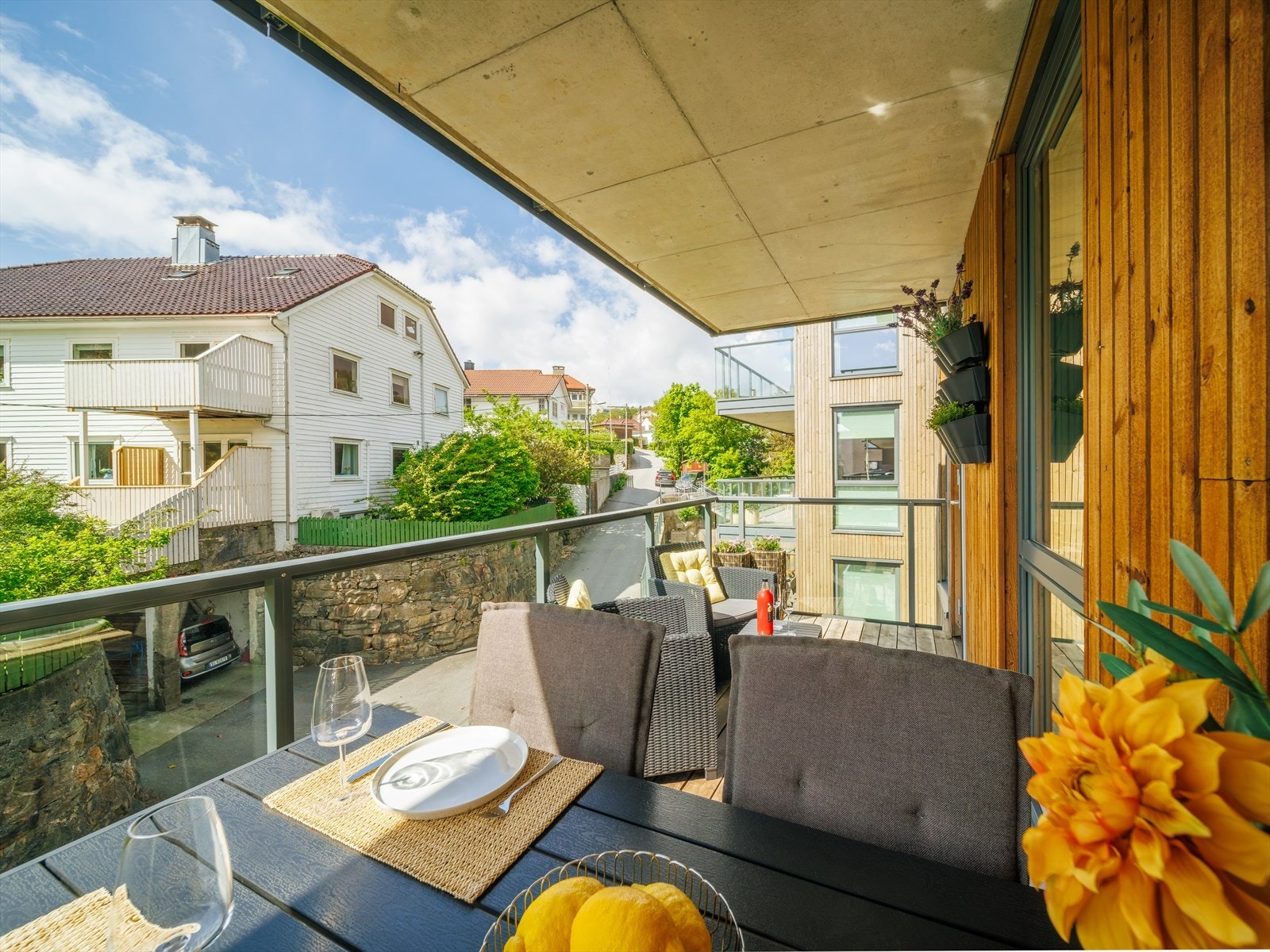 Her kan nytes herlige sommerdager med ettermiddag/kveldssol på sommeren! Galleribilde