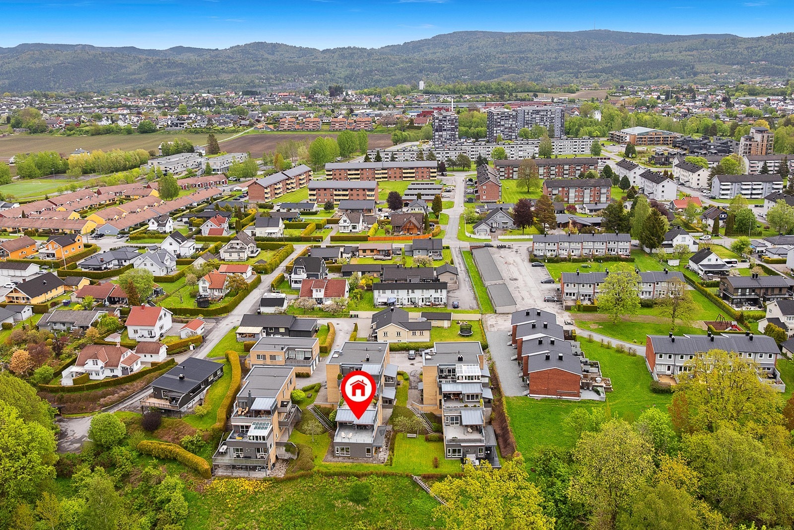 Sameiet har rolig og skjermet beliggenhet Galleribilde