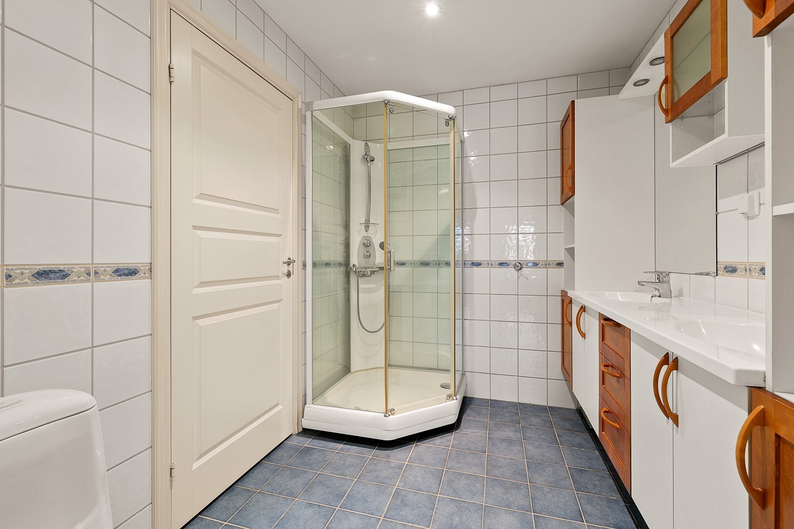 Fliselagt bad/wc Galleribilde