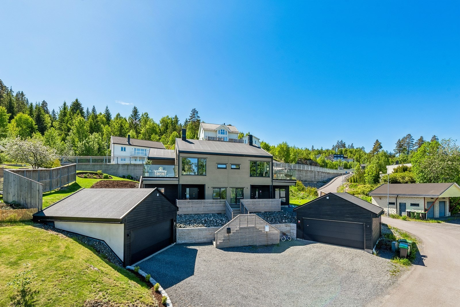 Dette er en halvpart tomannsbolig med en planløsning som er perfekt for barnefamilien! Galleribilde