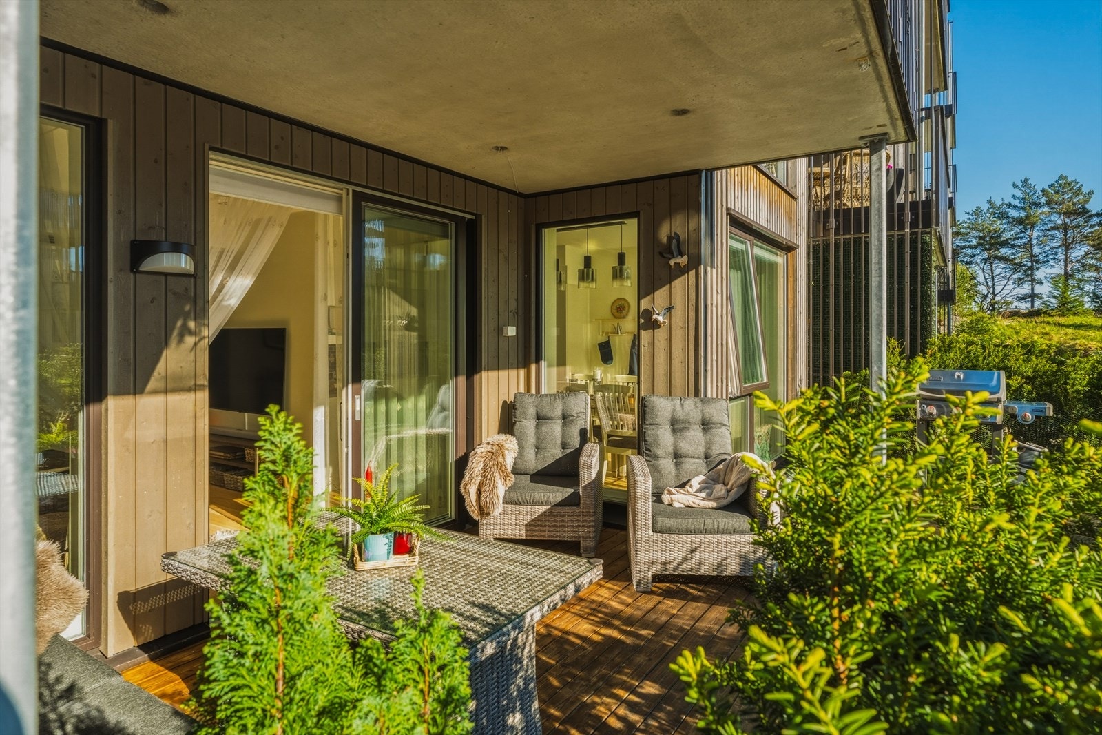 Terrassen måler ca. 20 m² Galleribilde
