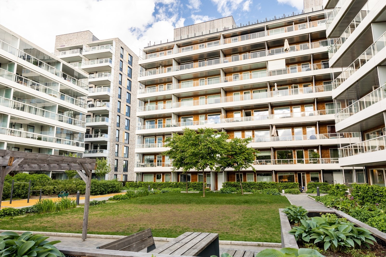 Sameiet består av 83 seksjoner. Galleribilde