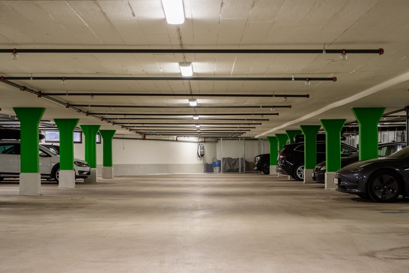Det er muligheter for å leie garasjeplass. Galleribilde