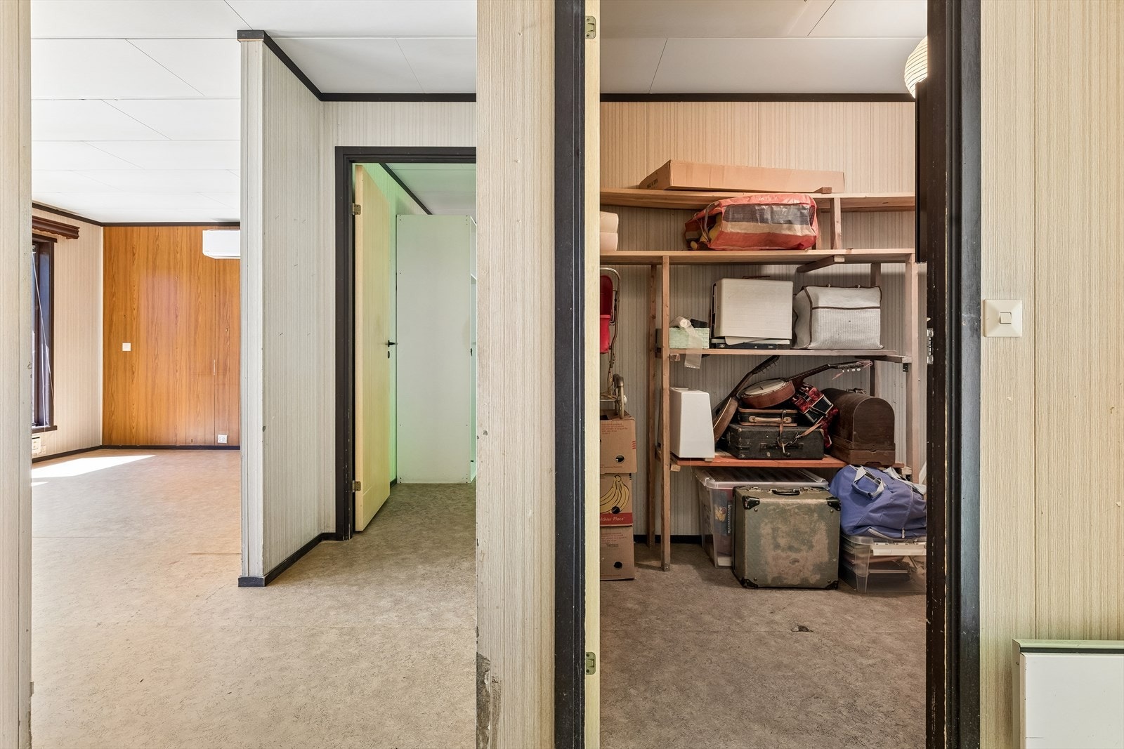 Praktisk innvendig bod for ekstra lagring. I tillegg er det lagringsplass på kaldt loft og i krypkjeller. Galleribilde