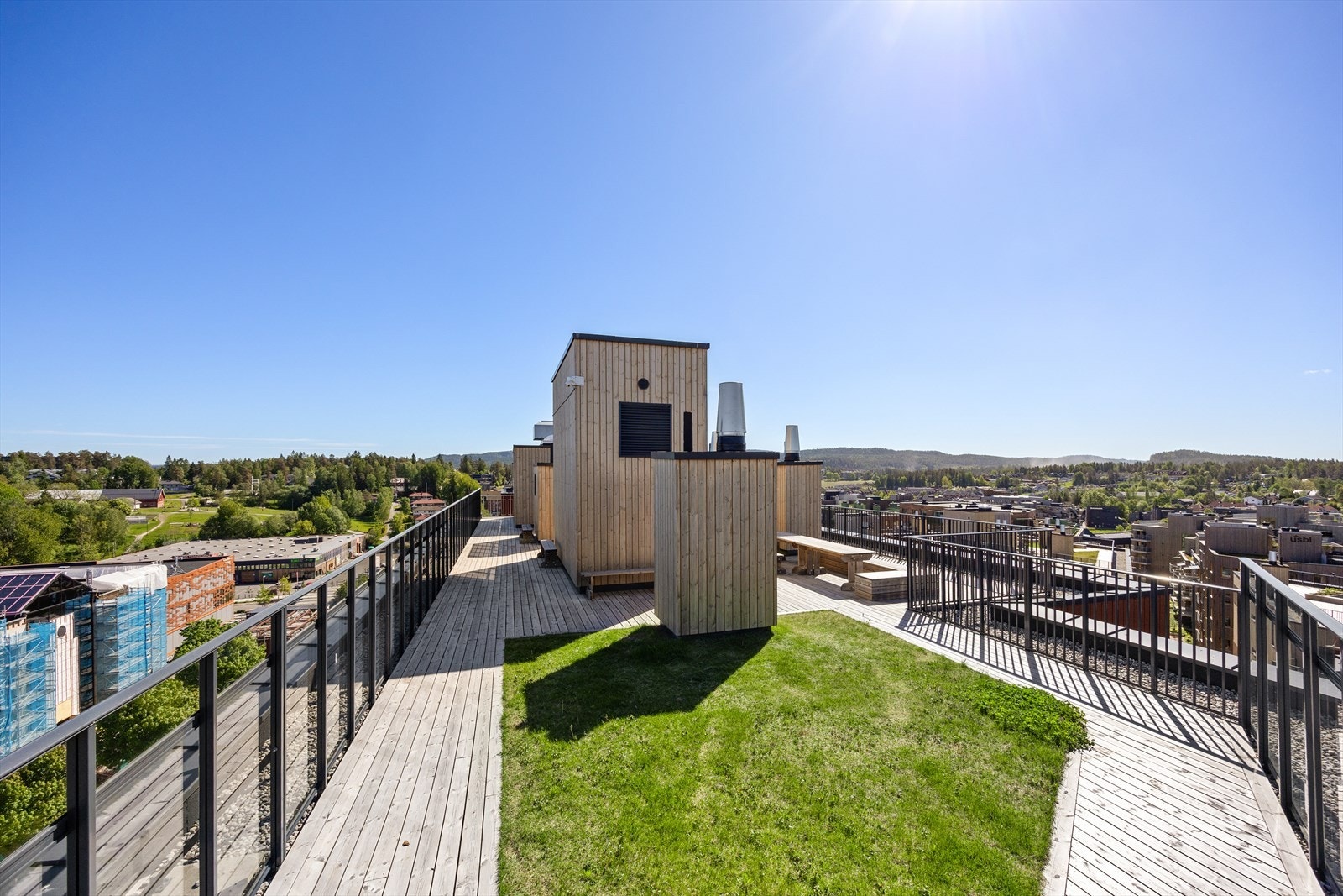 Borettslaget har en felles takterrasse til glede for alle beboerne. Galleribilde