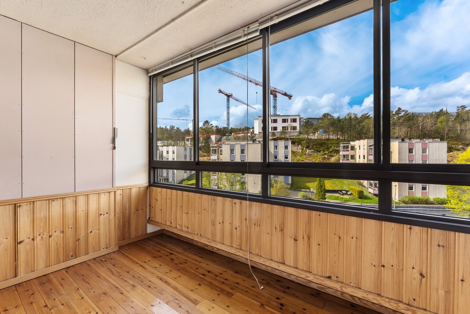 - Innglasset balkong målt til 6 m² - Galleribilde