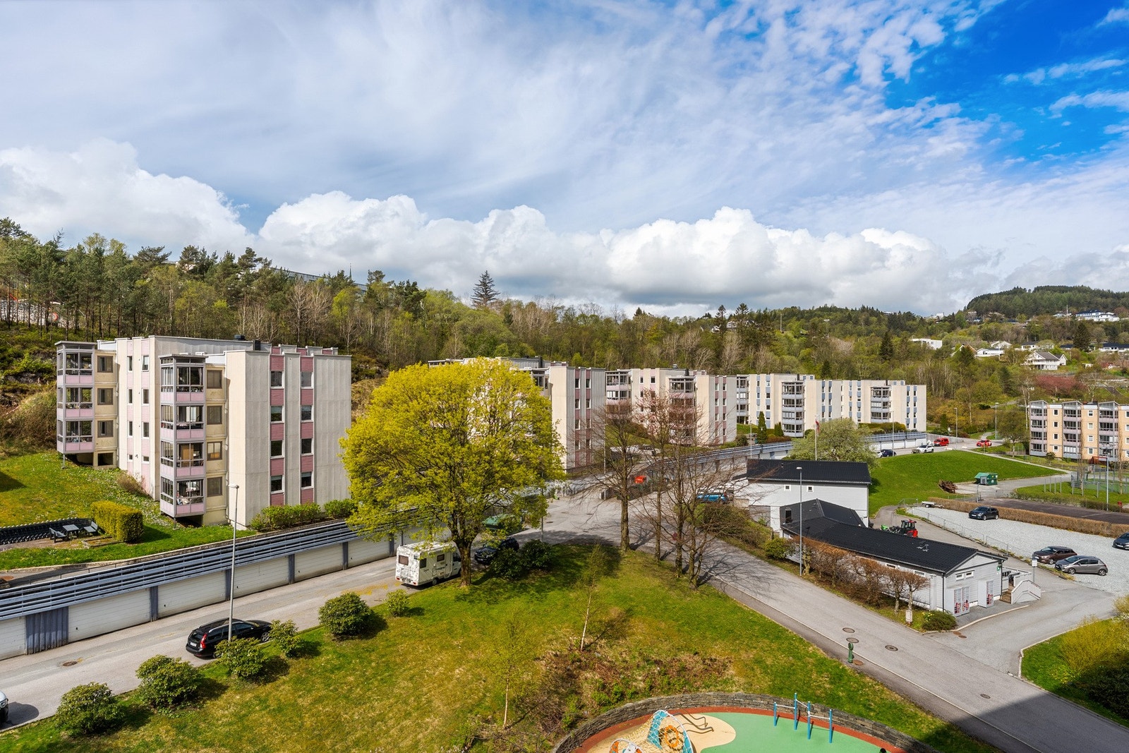 - Utsikten fra balkongen - Galleribilde