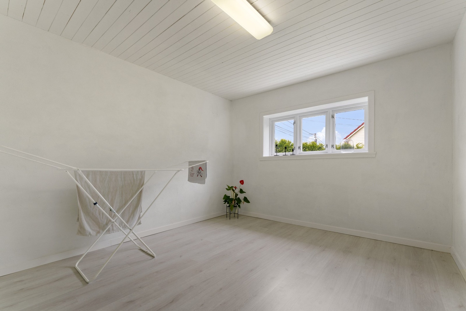 - Flere romslige rom med store muligheter i underetasjen - Galleribilde