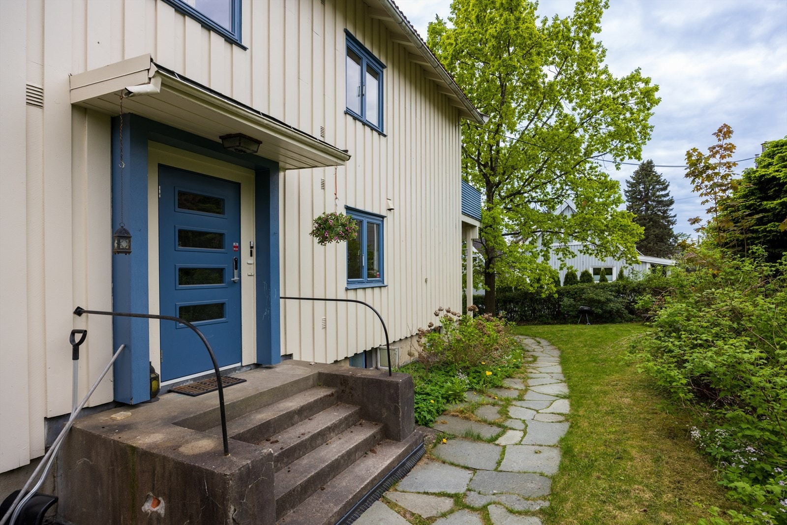 Felles inngangsparti til begge seksjonene Galleribilde