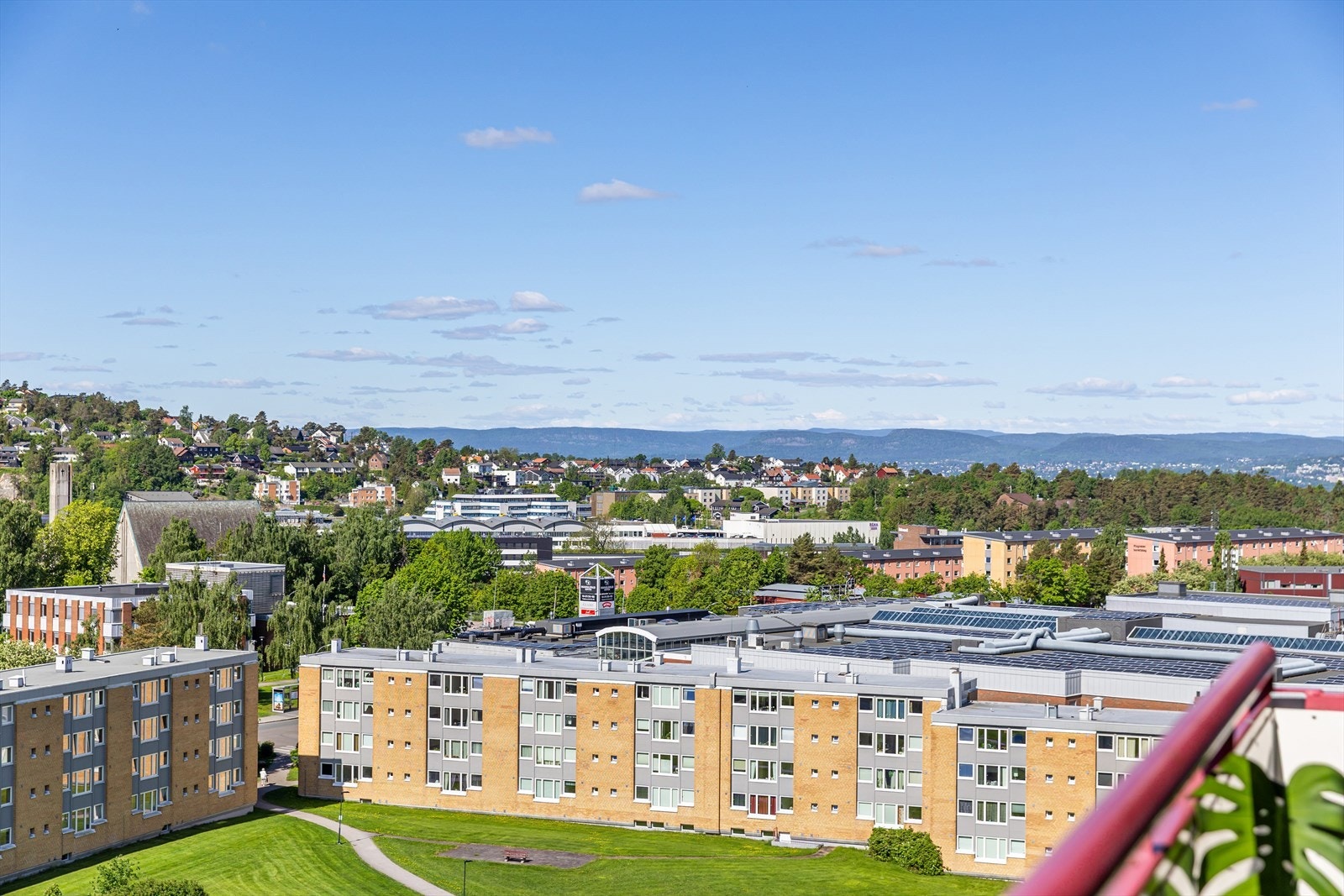 Nydelig panoramautsikt fra balkongen! Galleribilde