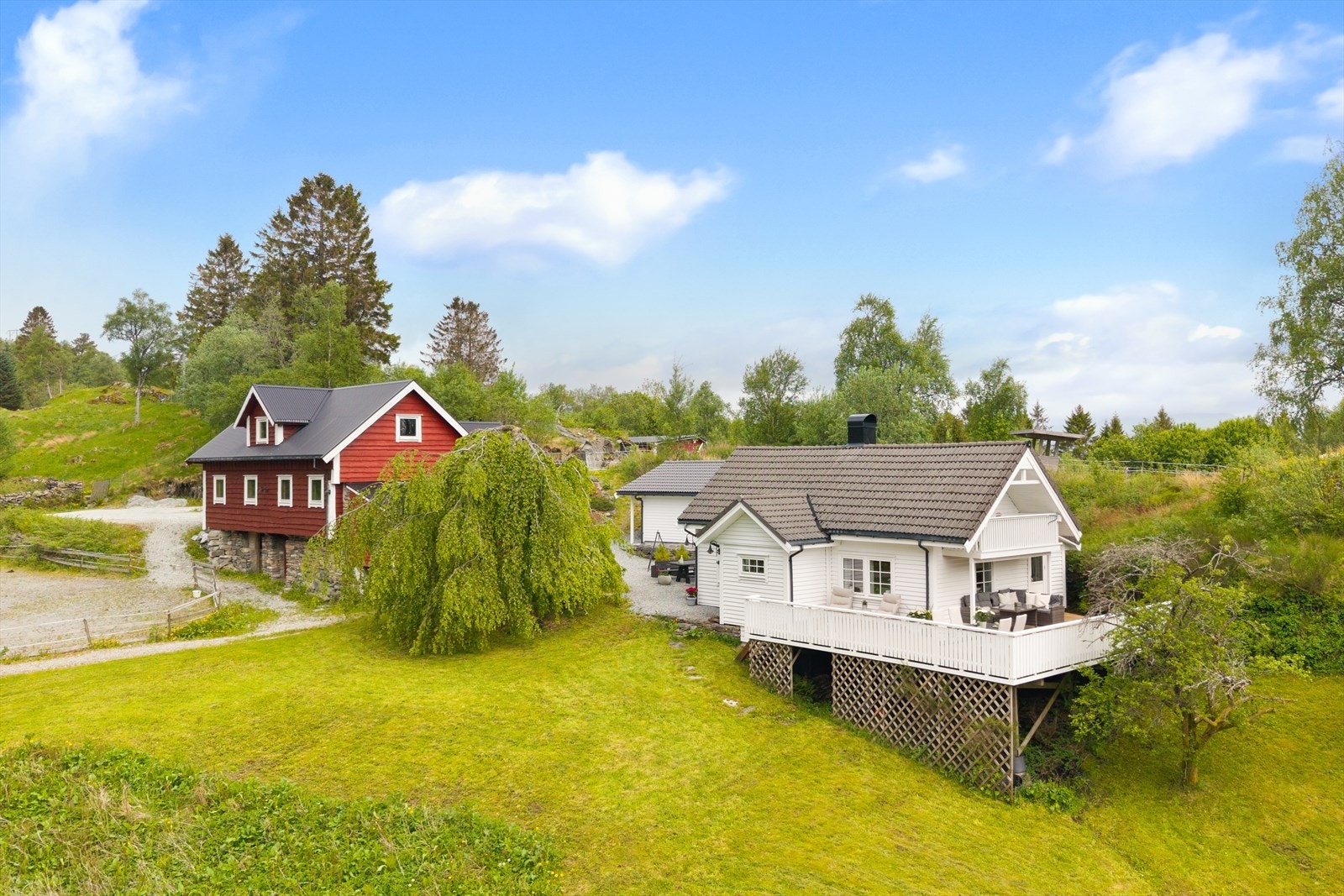 Her har du muligheten til å oppfylle småbruks drømmen. Galleribilde