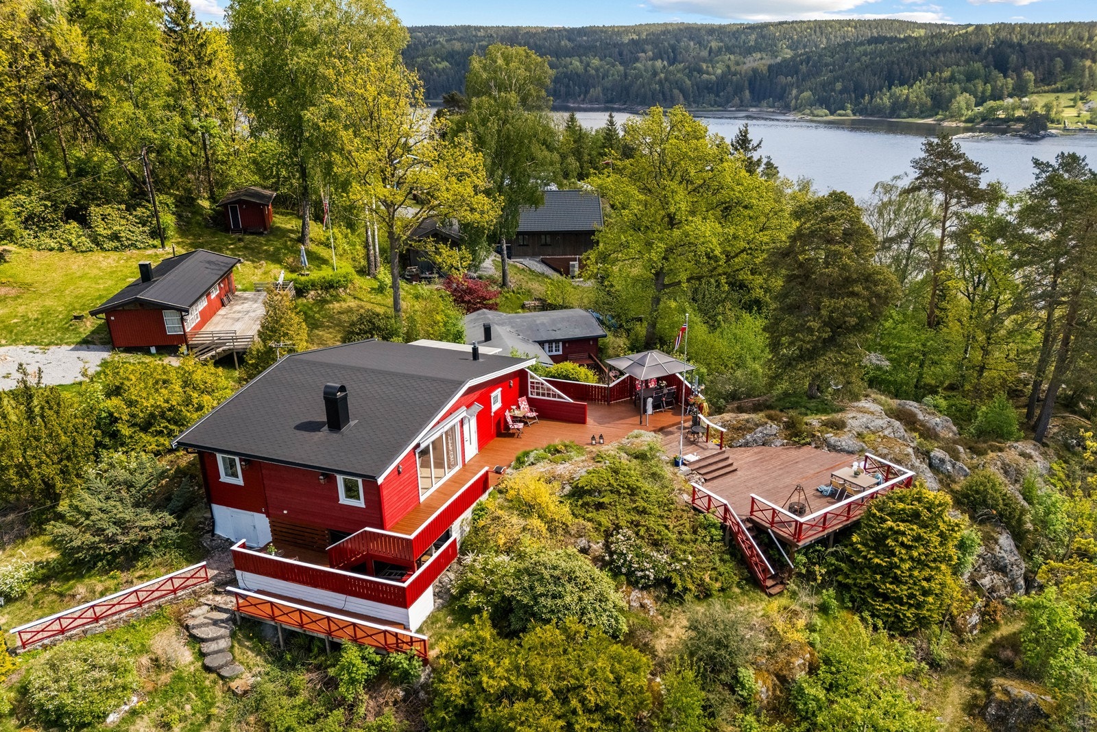 Her får du plass til alle sammen og har fortsatt god plass til gjester Galleribilde