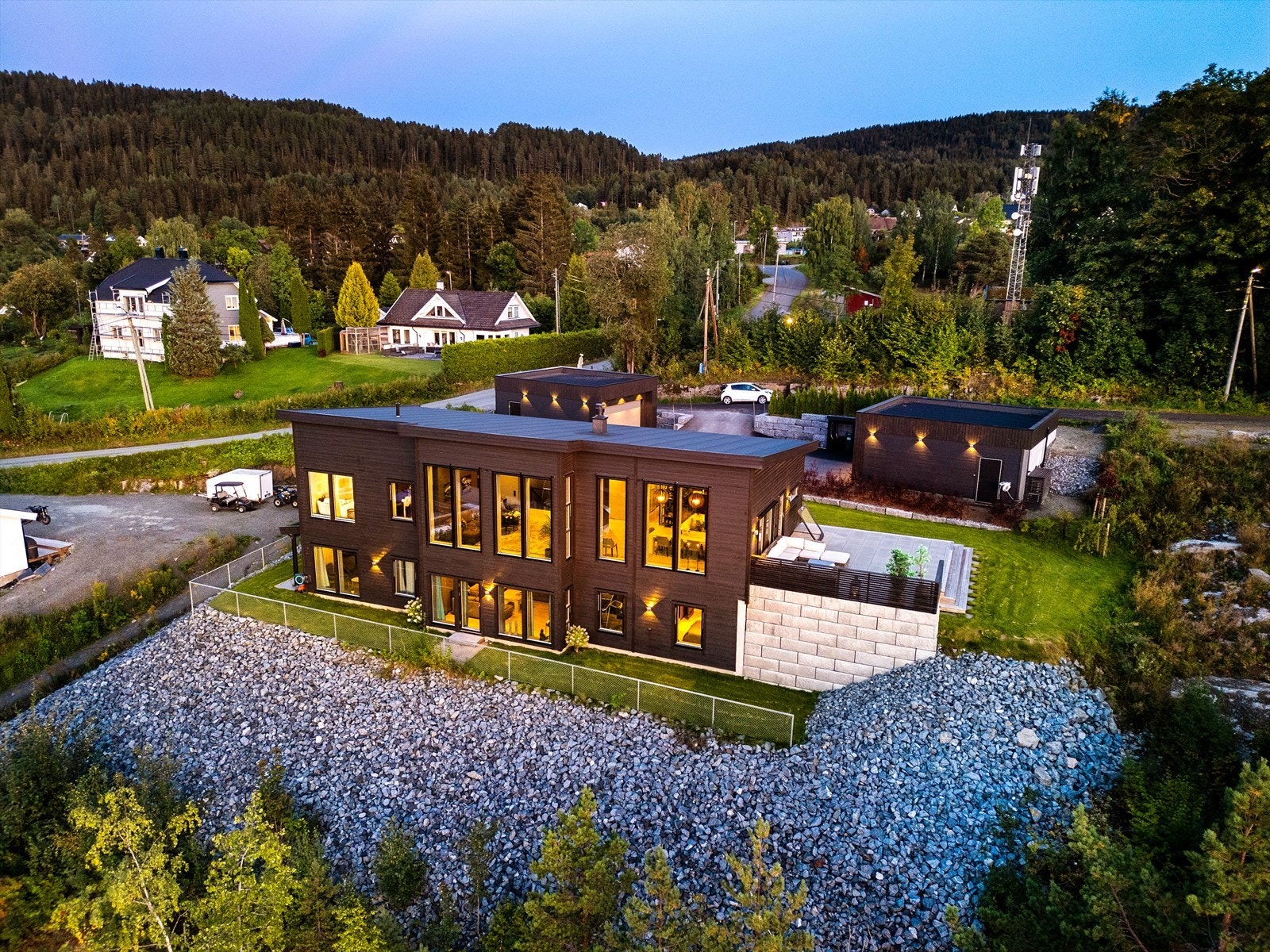 Velkommen til Damveien 2! Foto Morten Normann Galleribilde