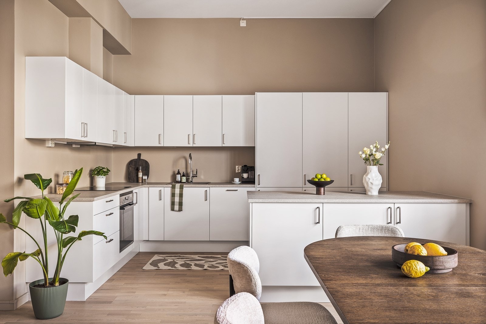 Lekkert kjøkken fra Sigdal og er en perfekt kombinasjon av kvalitet, design og funksjon. Galleribilde