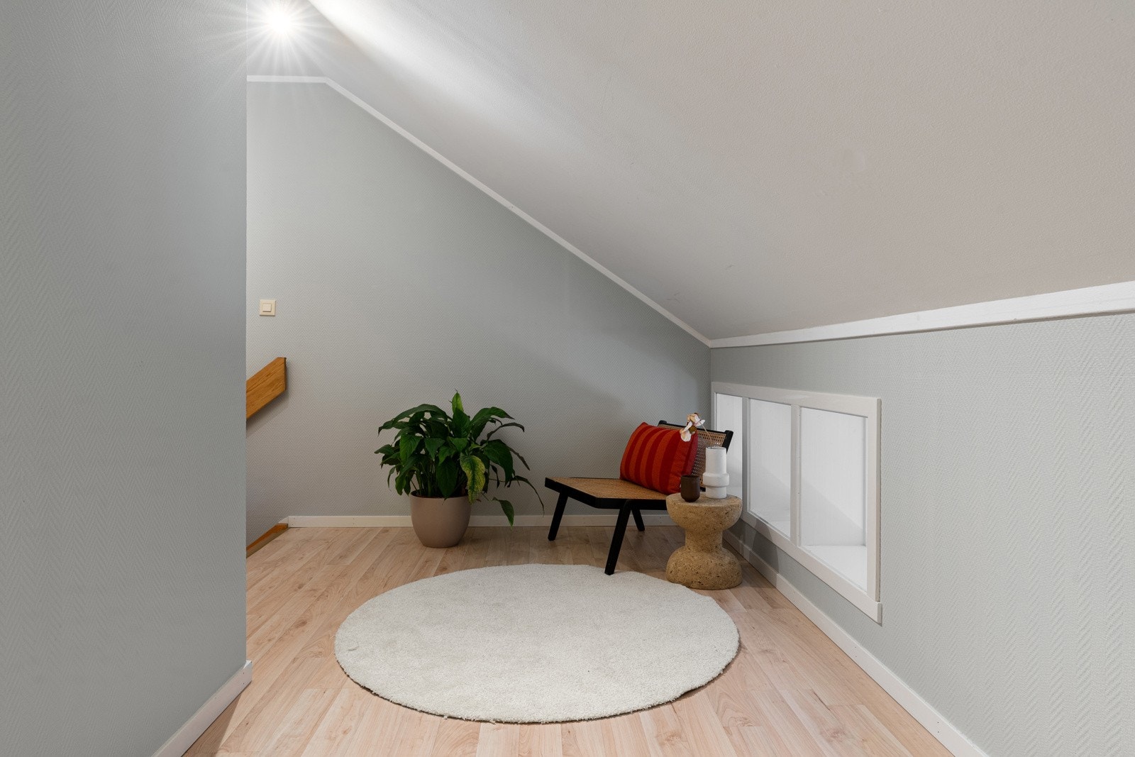 Lys loftstue med flere bruksmuligheter. Galleribilde