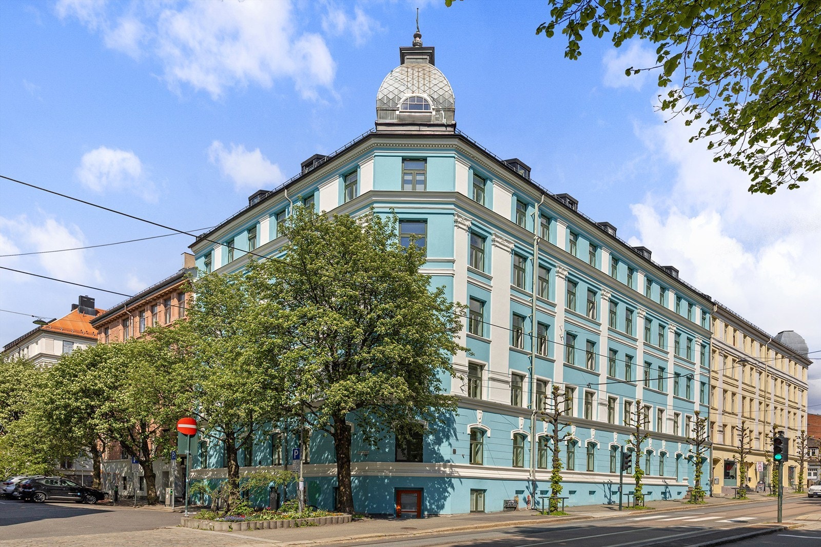 En klassisk bygård fra 1895 med en nylig oppgradert fasade. Galleribilde