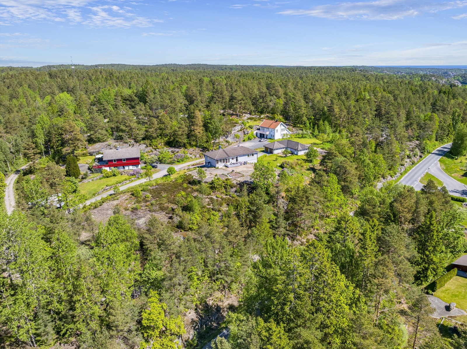 Beliggenhet i rolige og naturskjønne omgivelser. Galleribilde